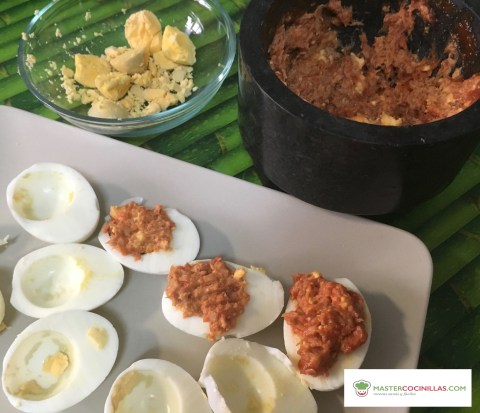 huevos rellenos 1 mastercocinillas