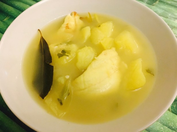 guiso-de-papas-con-merluza